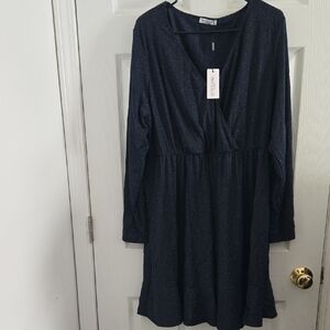 IN'VOLAND Plus Size Womens Glitter Dress V Neck Long Sleeve Ruffle Hem Swing